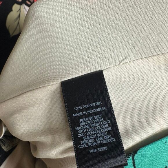 Express Black Floral The‎ Portifino Shirt Dress Size Small - Picture 6 of 6